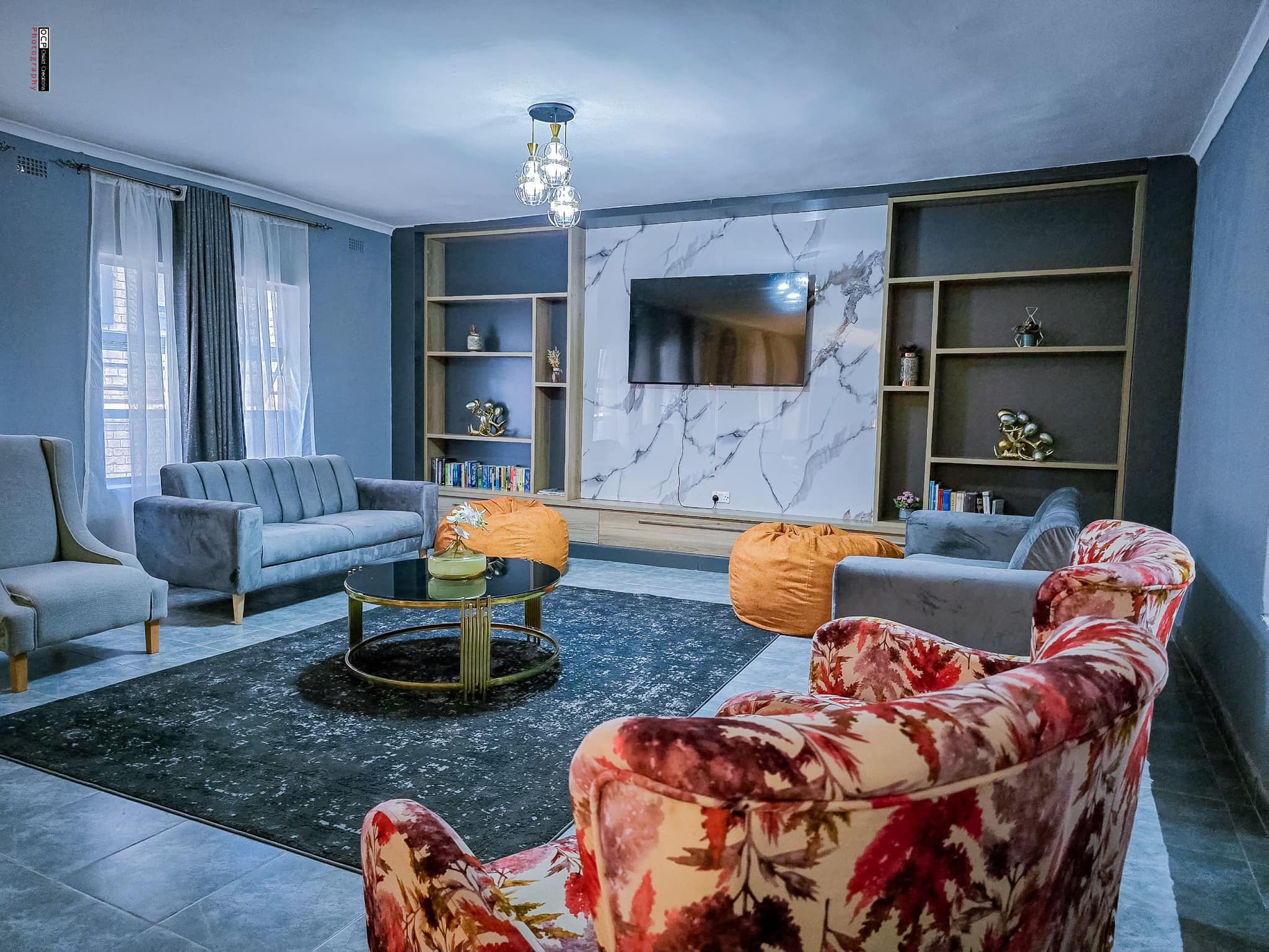 Globe and international exchange